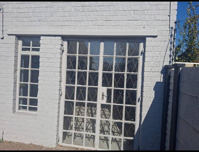 OFFICE PROPERTY TO RENT IN VANDERBIJLPARK SE 1